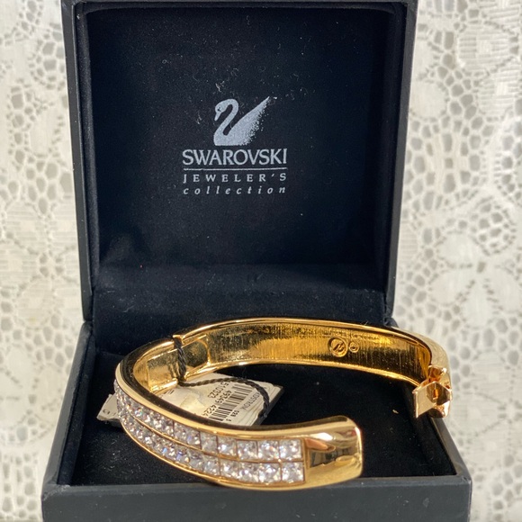 Swarovski Gold and Crystal Bracelet - Picture 3 of 6